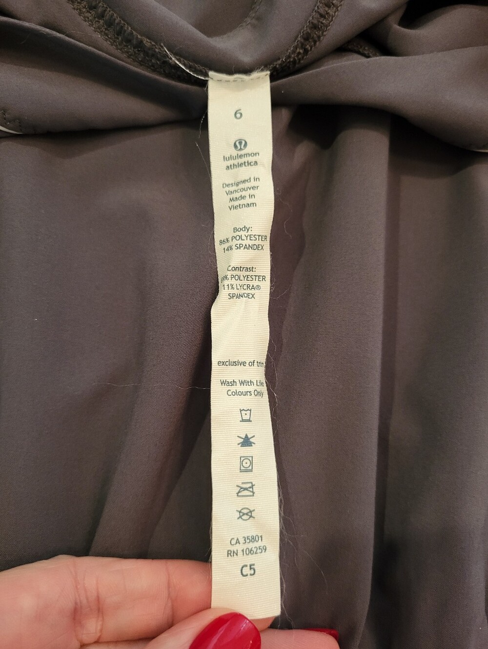 Lululemon Speedy Runsie Romper Size 6 EUC - Picture 2 of 7